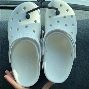 White clog crocs